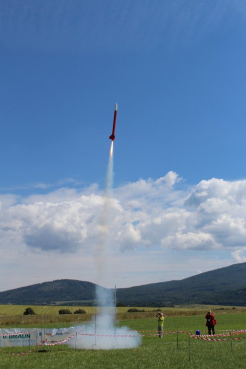 img_3843 cervena ap motorm klesc- let